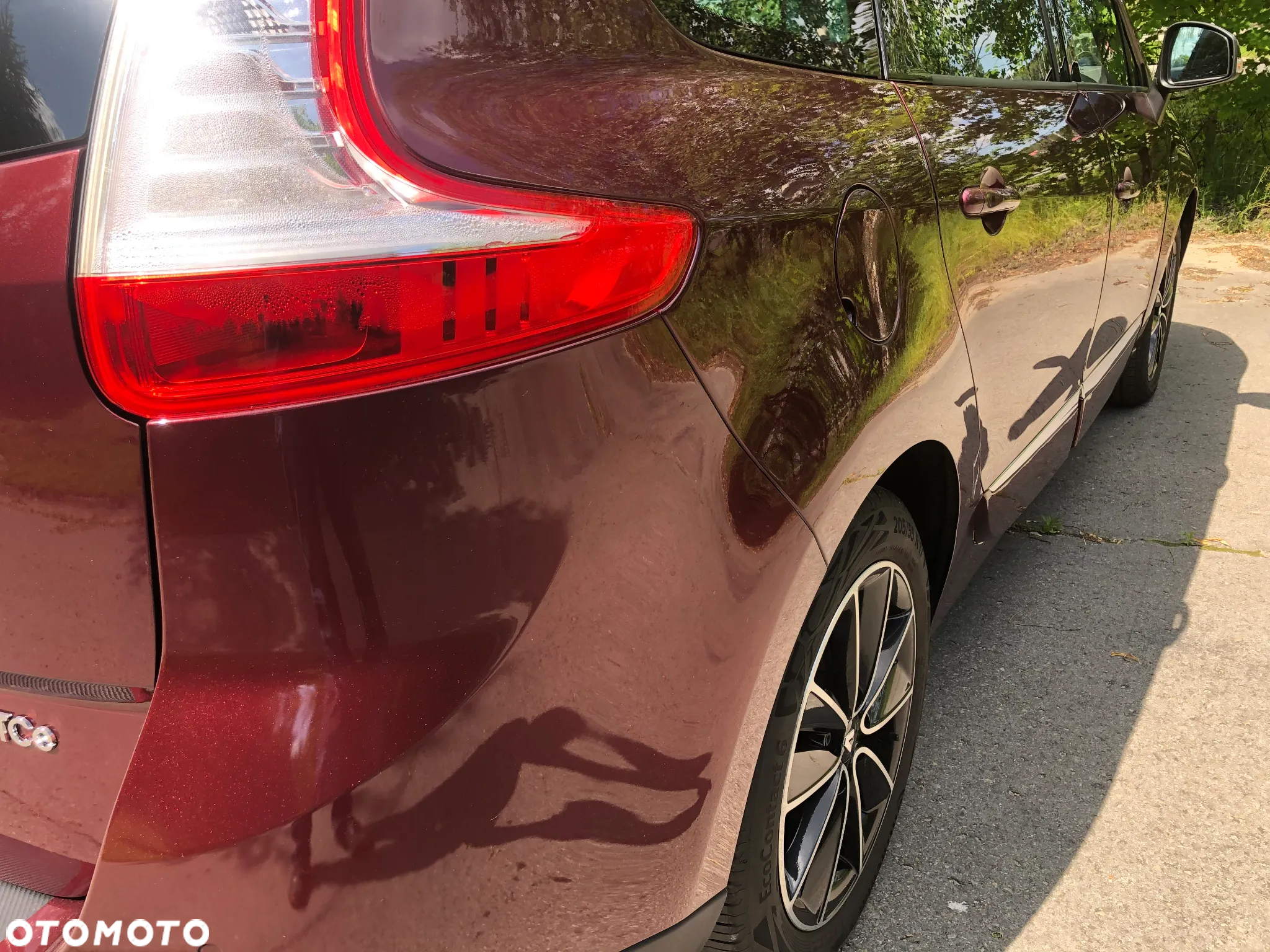 Renault Grand Scenic ENERGY TCe 115 S&S Bose Edition - 21
