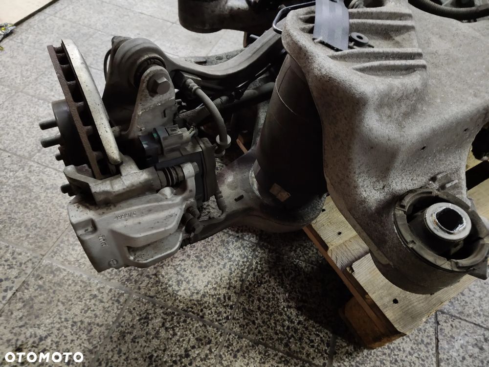 RANGE ROVER SPORT II LIFT L494 BELKA ZAWIESZENIA OŚ TYŁ REDUKTOR 3,21 - 4