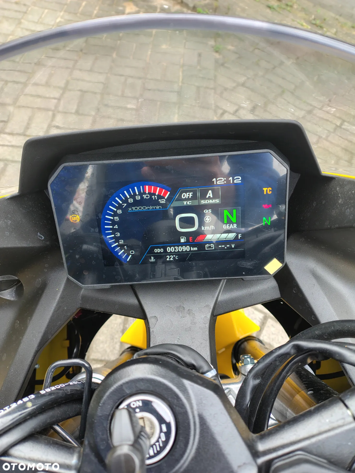 Suzuki GSX - 6