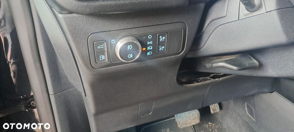 Ford Kuga 2.5 Duratec PHEV VIGNALE - 17