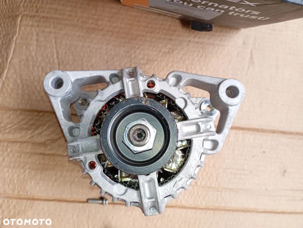 Opel Astra Meriva alternator 1.6 1.8 BOSCH 0 124 425 - 1