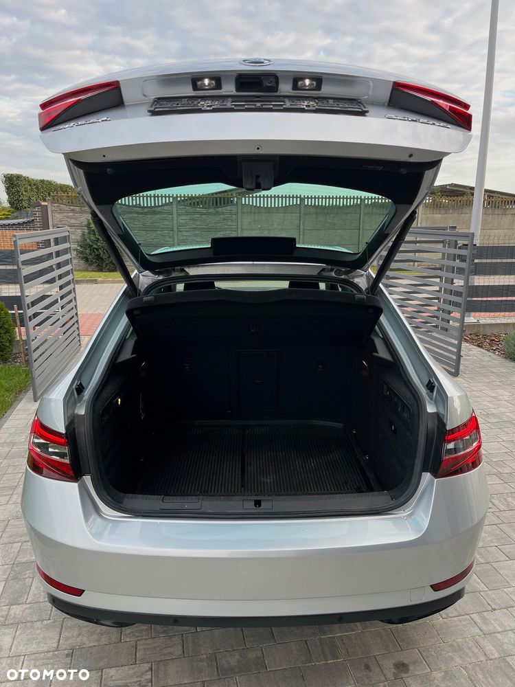 Skoda Superb 1.5 TSI ACT DSG Sportline - 28