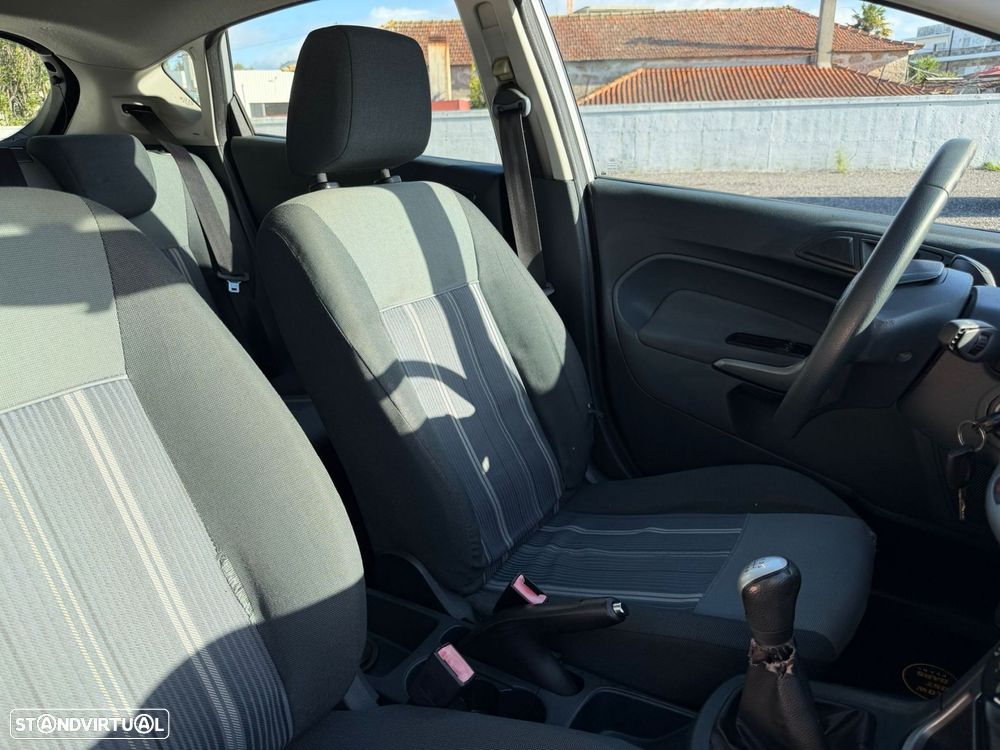 Ford Fiesta 1.5 TDCi Trend - 25