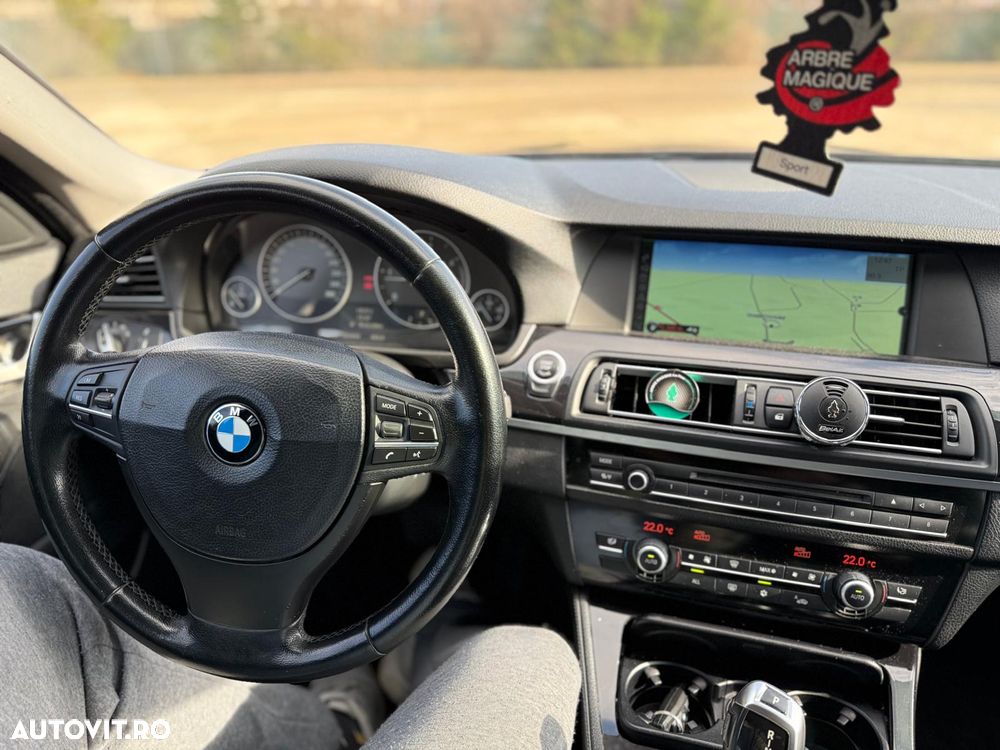 BMW Seria 5 520d Aut. - 8