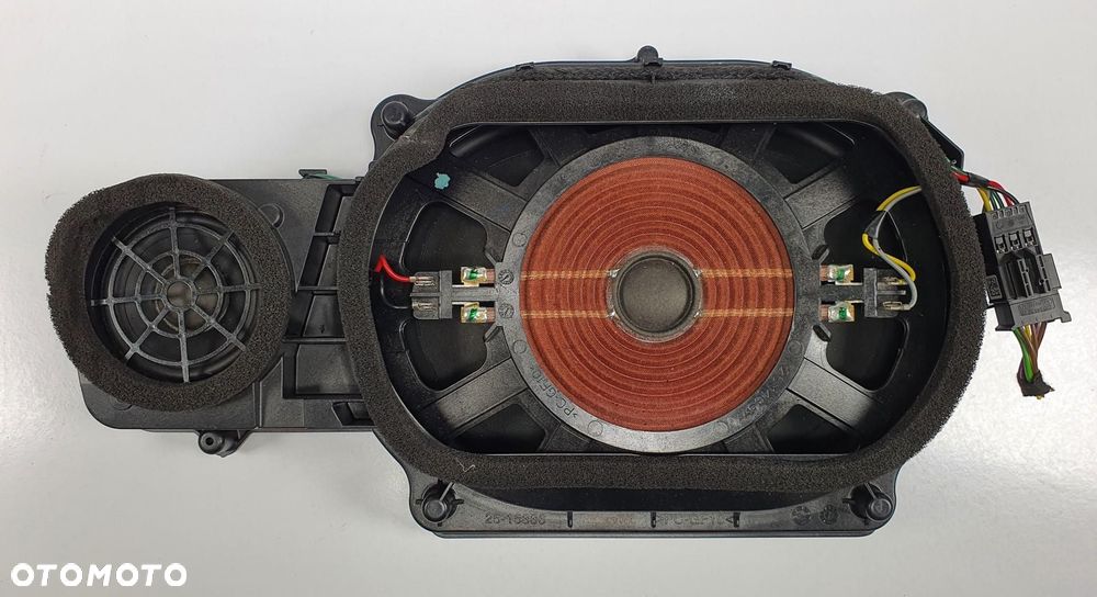 GŁOŚNIK SUBWOOFER LOGIC 7 HARMAN MERCEDES W207 - 1