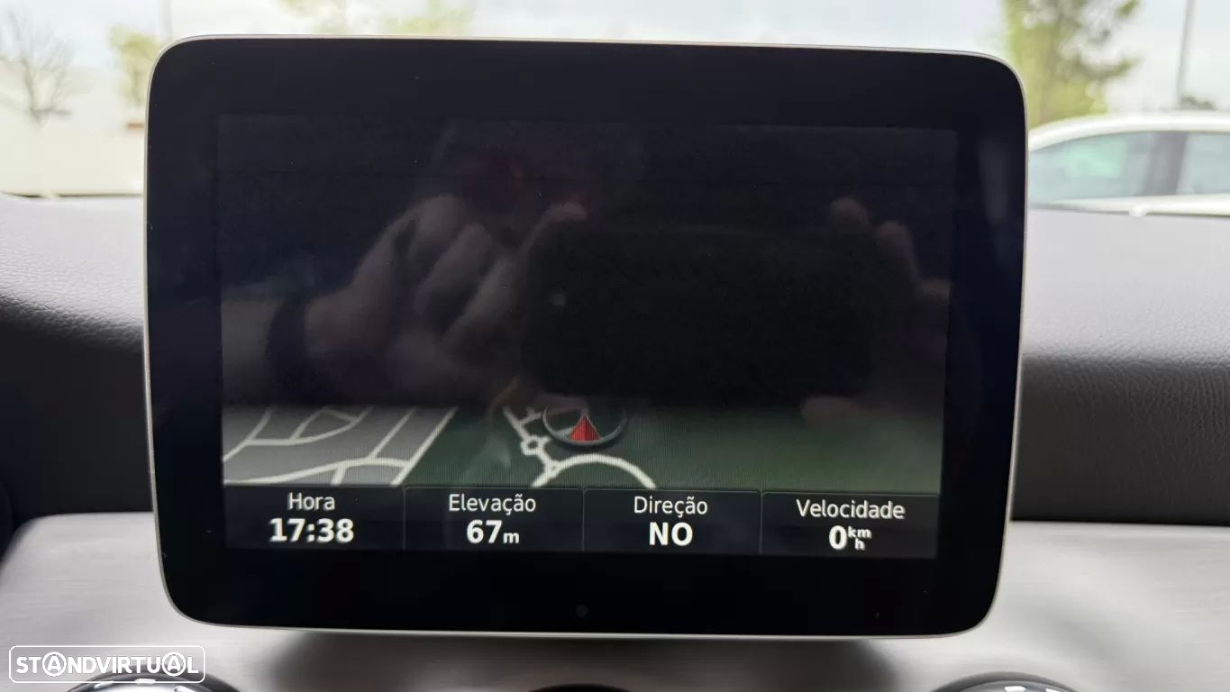 Mercedes-Benz GLA 180 CDi AMG Line - 22