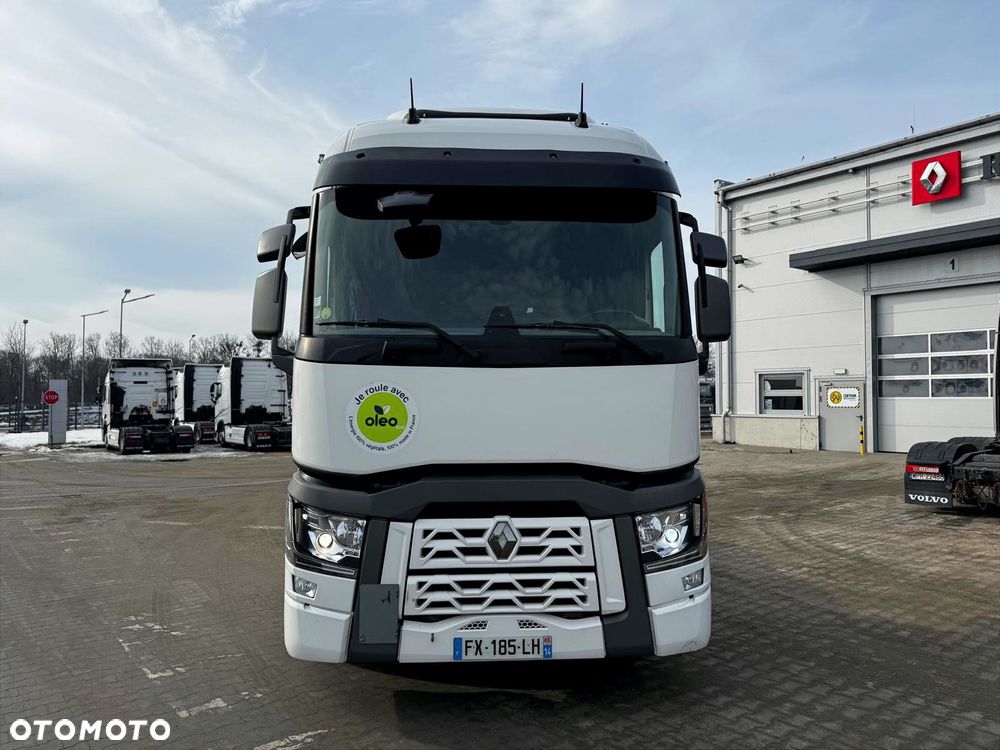 Renault T480 Sleeper Cab - 2