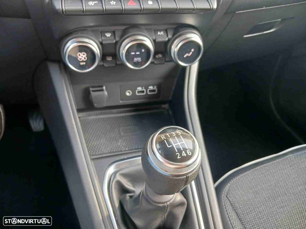 Renault Captur 1.0 TCe Techno - 15