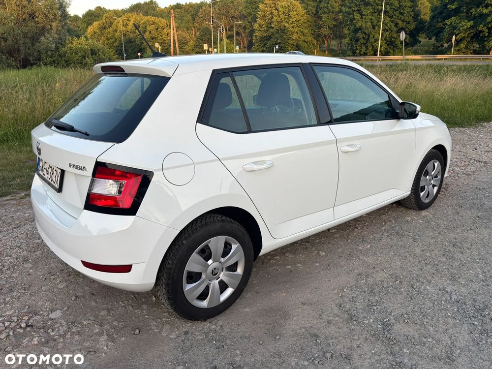 Skoda Fabia 1.0 MPI Active - 29