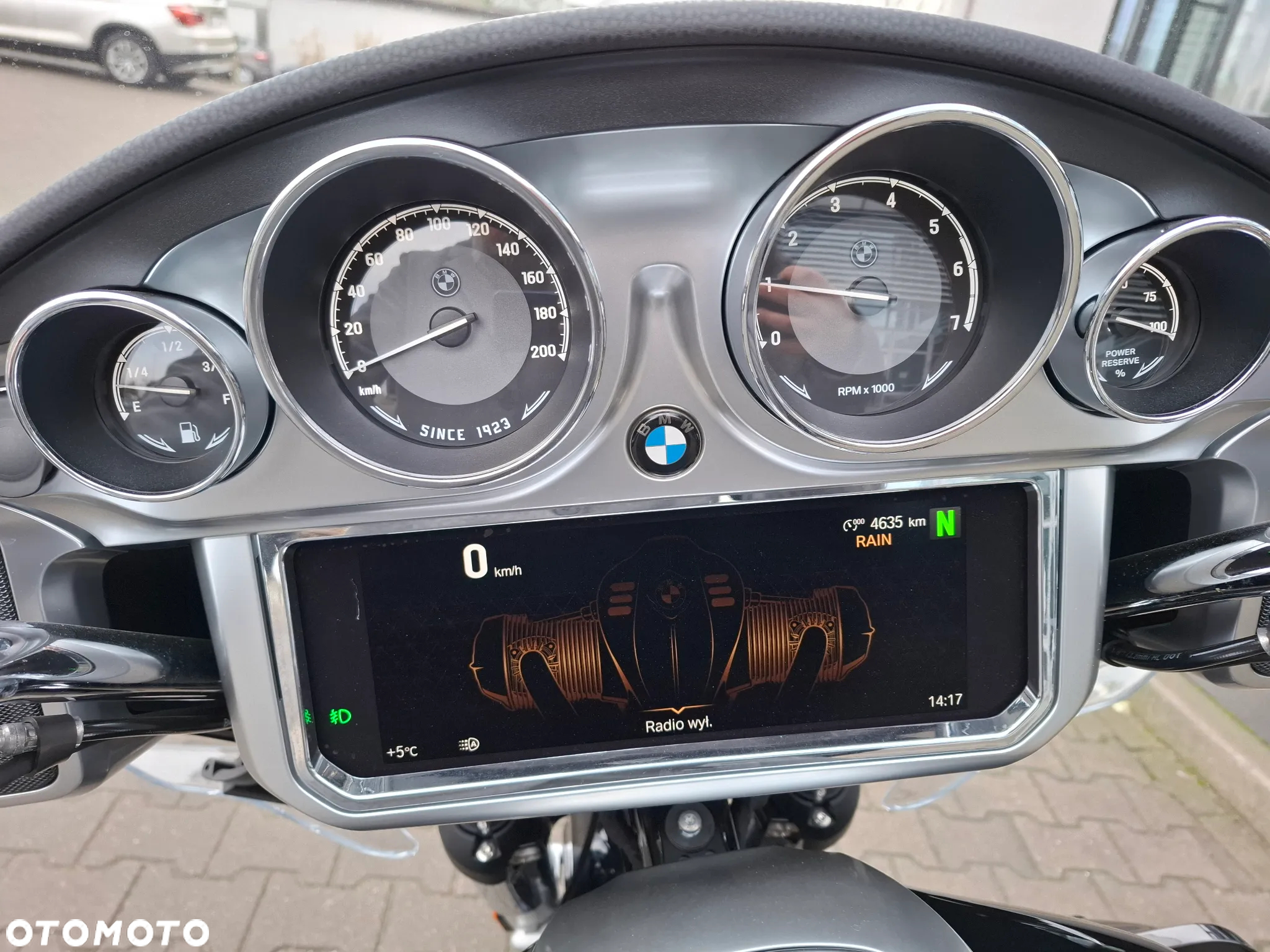 BMW R - 9