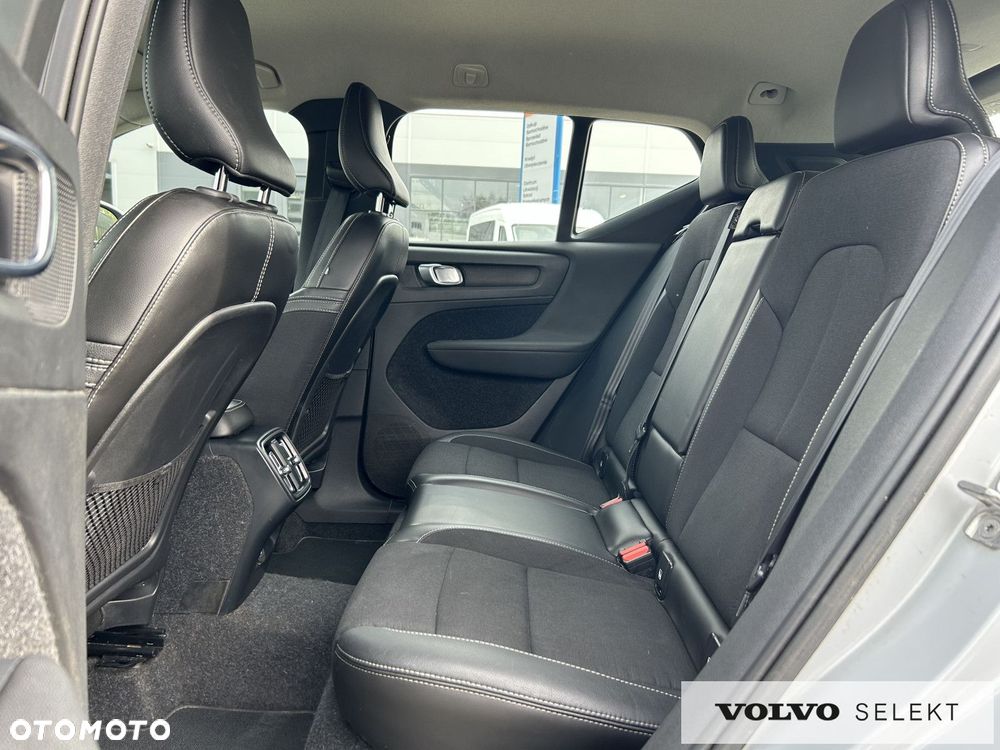 Volvo XC 40 - 22