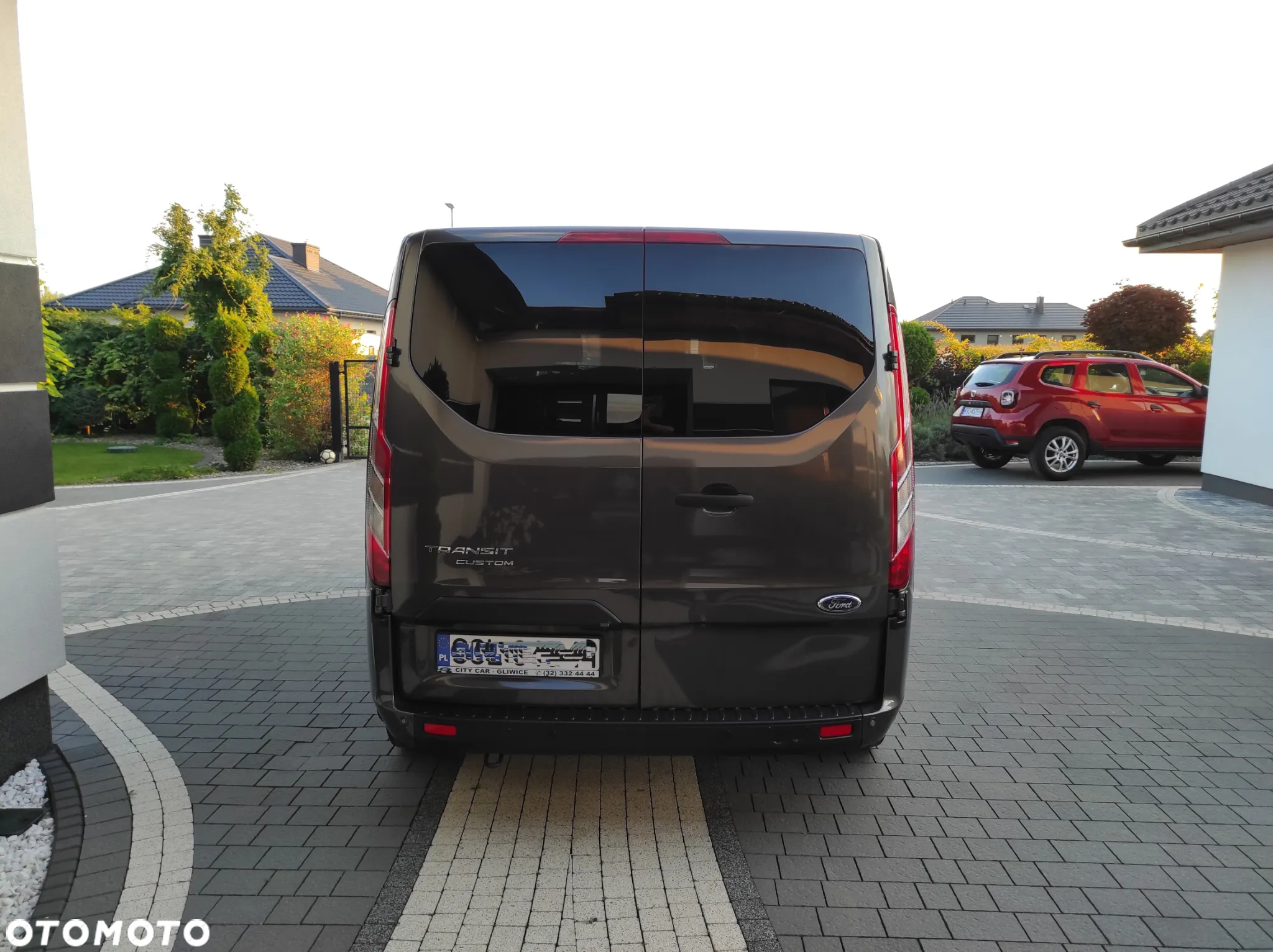 Ford Tourneo Custom - 5