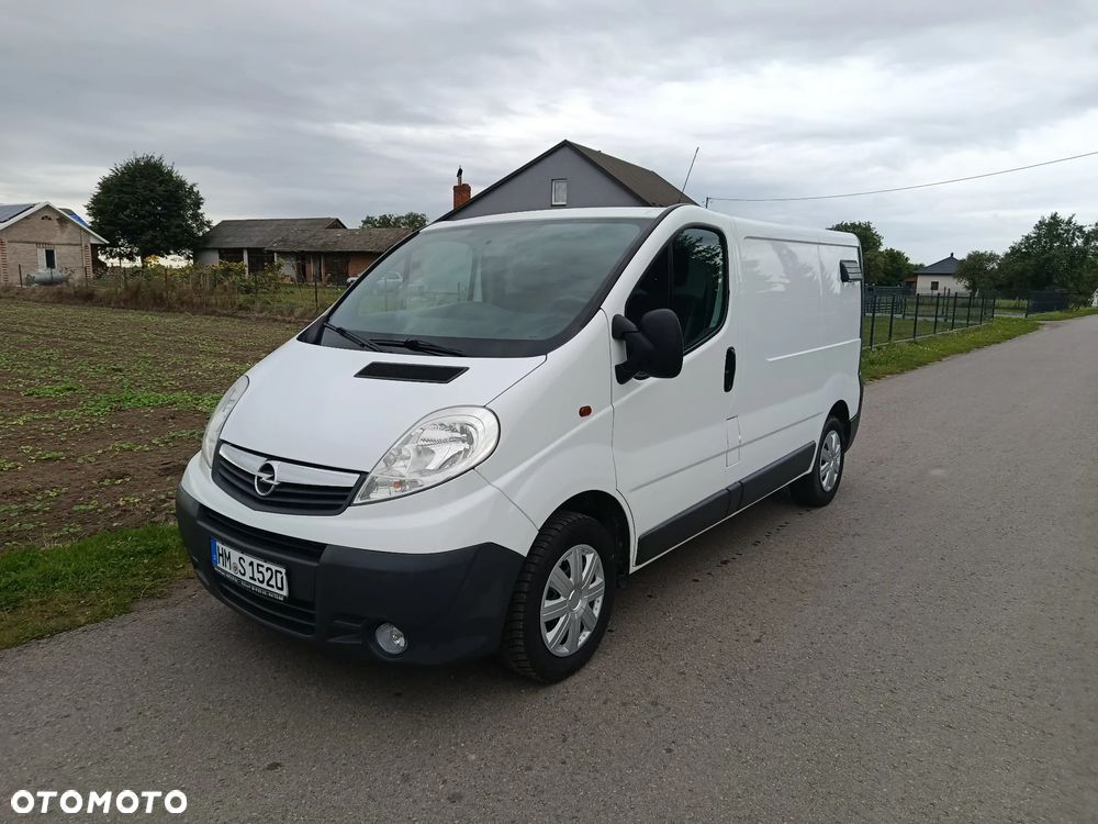 Opel Vivaro - 1