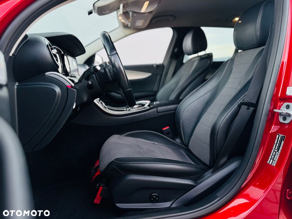 Mercedes-Benz Klasa E 220 d 9G-TRONIC Exclusive - 25