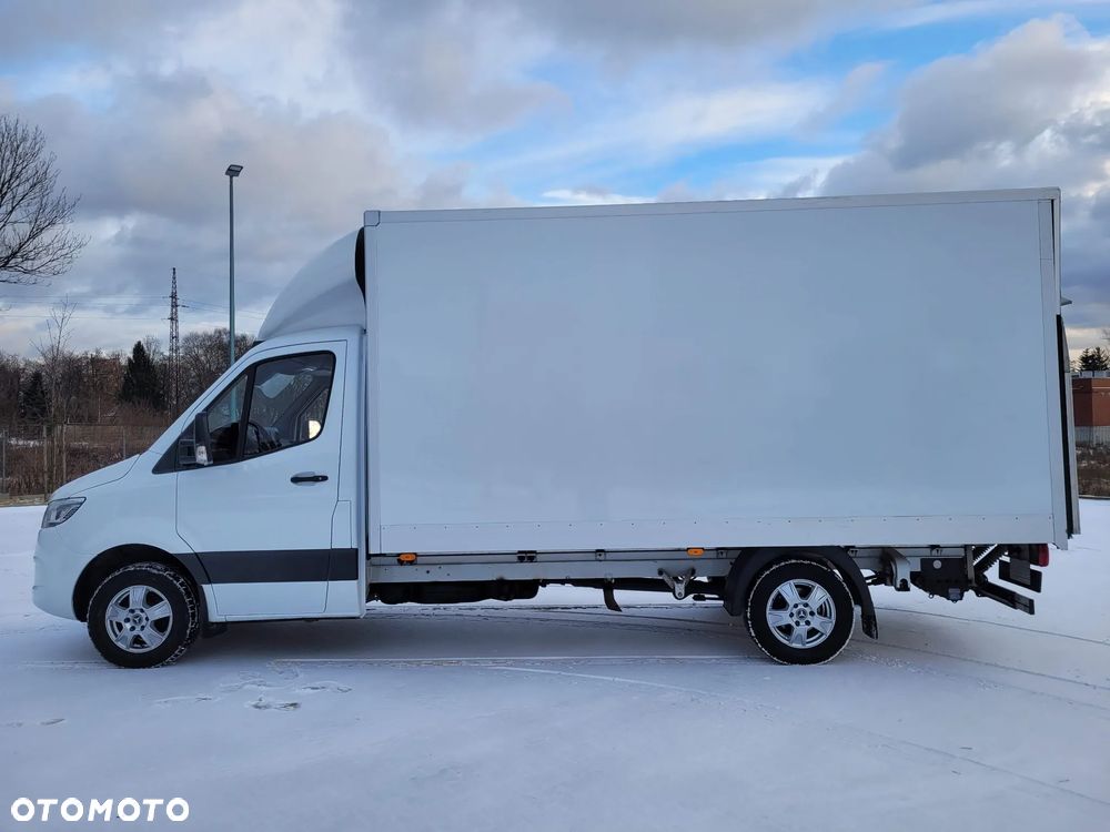 Mercedes-Benz Sprinter - 5