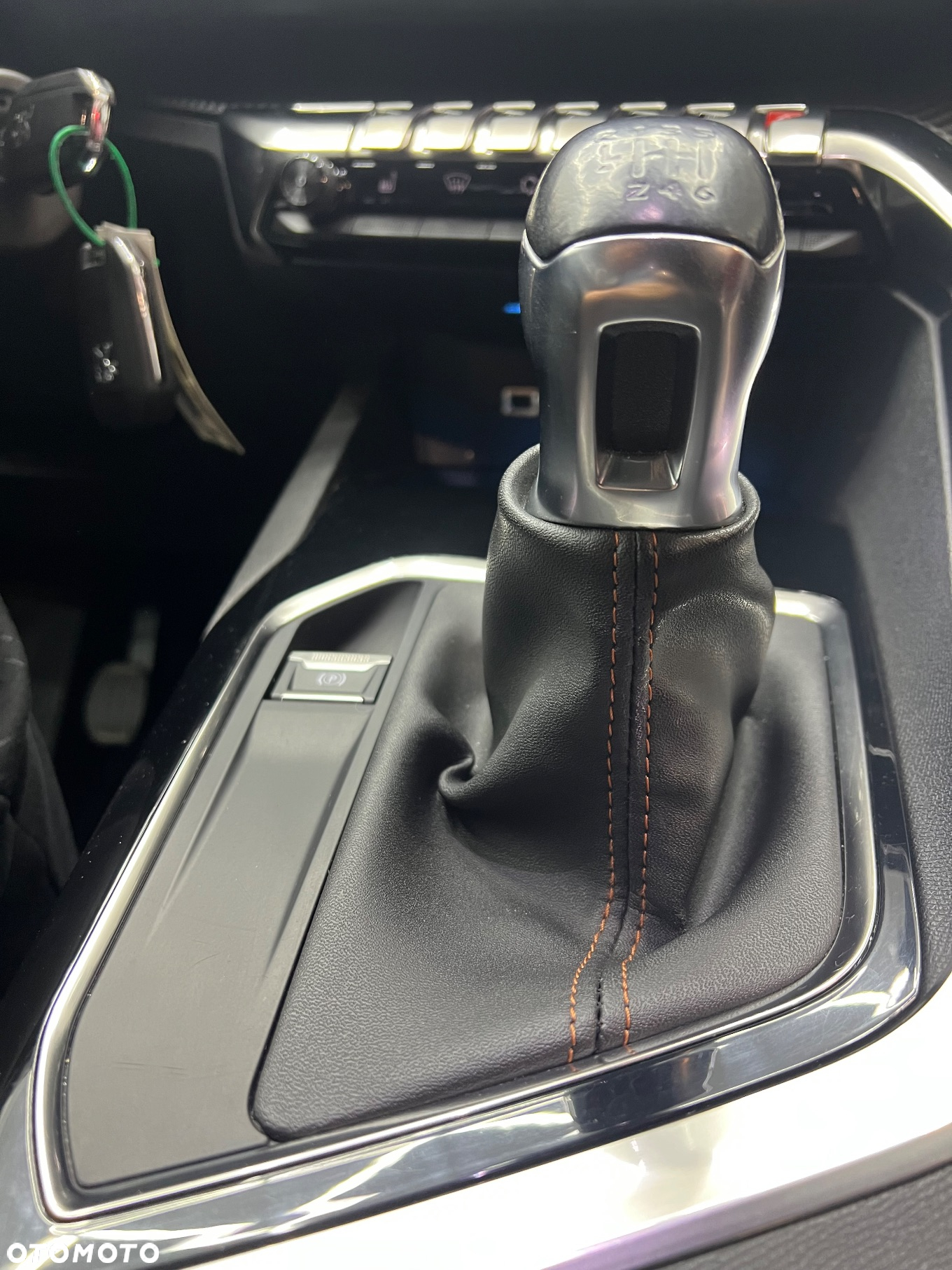Peugeot 3008 PureTech 130 Stop & Start GPF Allure - 16