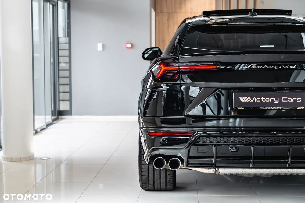 Lamborghini Urus - 7