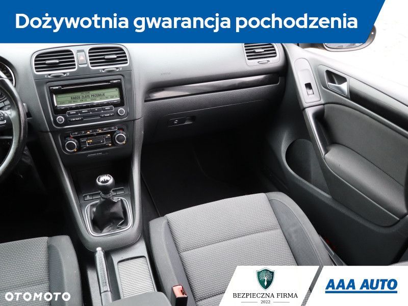 Volkswagen Golf - 9