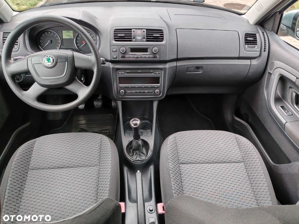 Skoda Fabia - 6