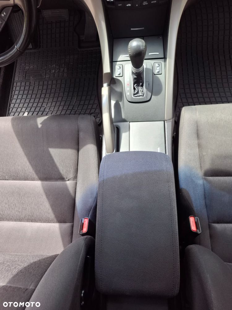 Honda Accord 2.0 Elegance - 16