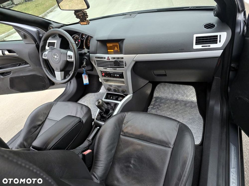 Opel Astra 2.0 Turbo Sport - 28