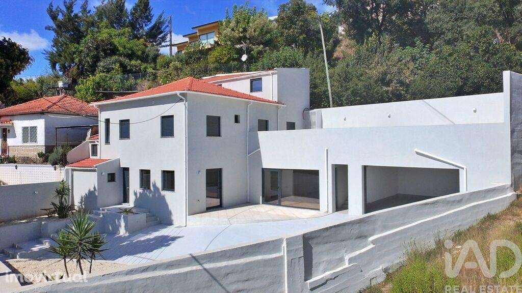 Casa / Villa T4 em Gondomar (São Cosme), Valbom e Jovim de 380,00 m2 - Grande imagem: 3/30