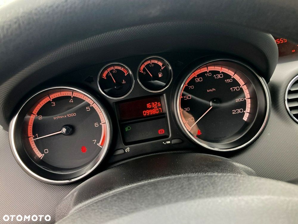 Peugeot 308 120 VTi Style - 17