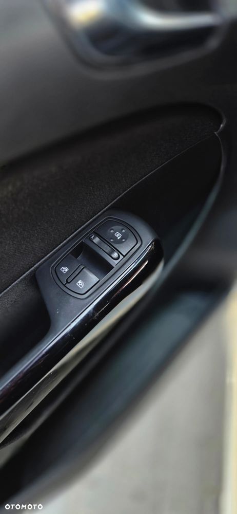 Opel Corsa 1.4 16V EcoFLEX Start-Stop Innovation - 22