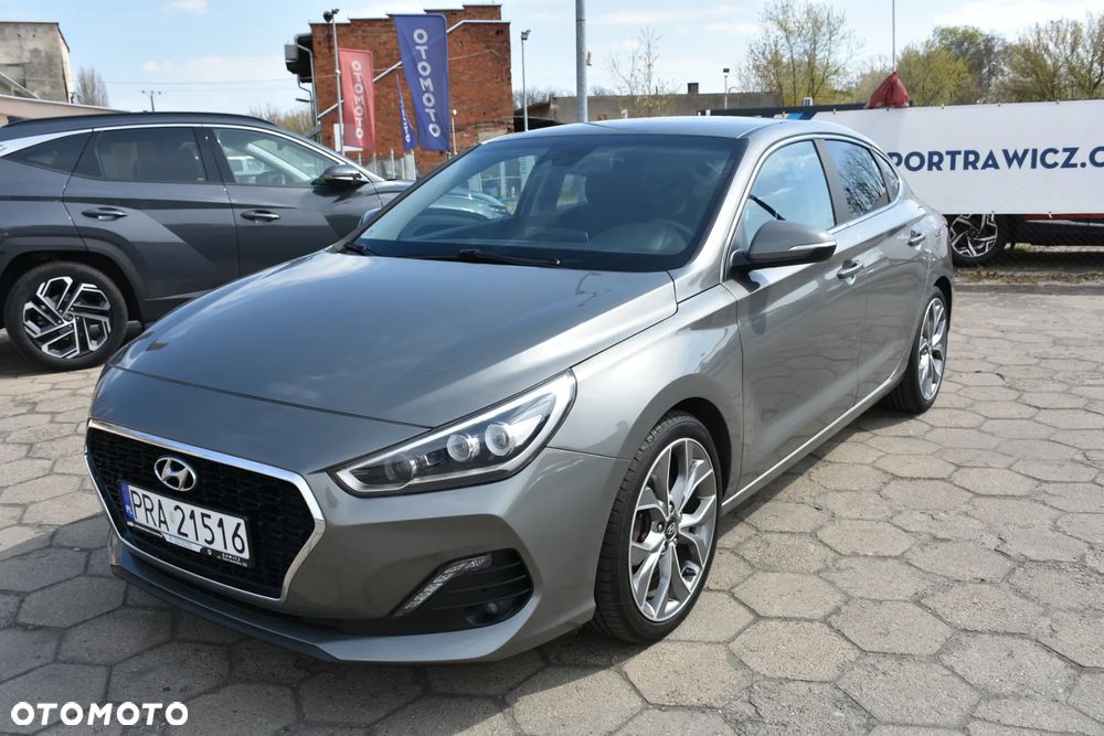 Hyundai i30 1.4 T-GDI YES - 6