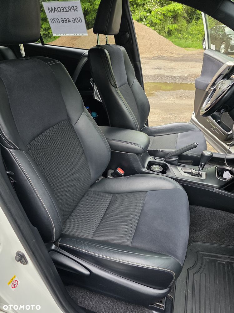 Toyota RAV4 Hybrid Premium 4x2 - 3