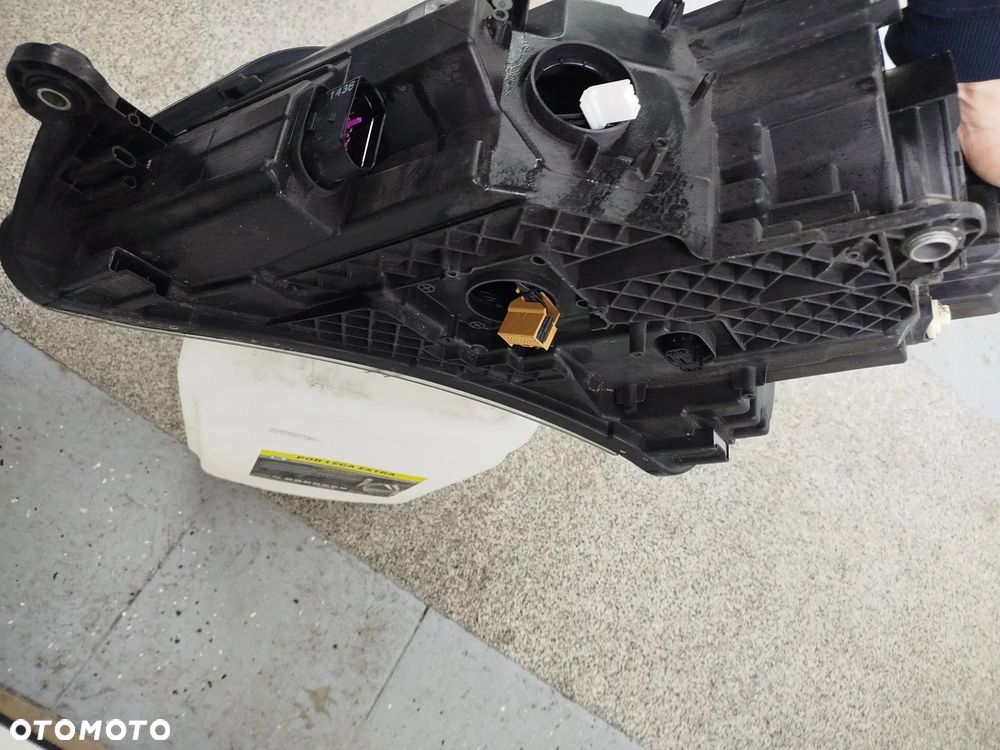 Lampa SKODA SUPERB III prawa przód/przednia Bi Xenon Mazowieckie Warszawa Ładna - 8