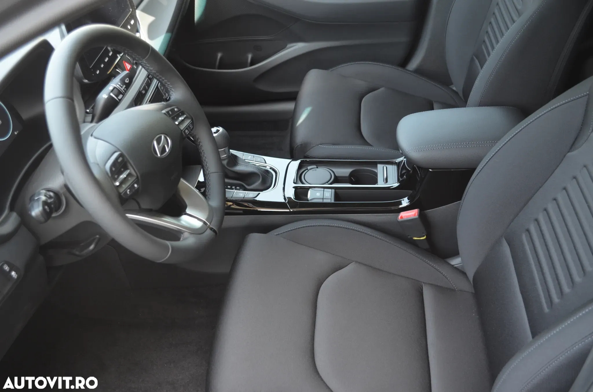 Hyundai i30 Fastback 1.5 T-GDI 140CP 7DCT MHEV Highway - 10