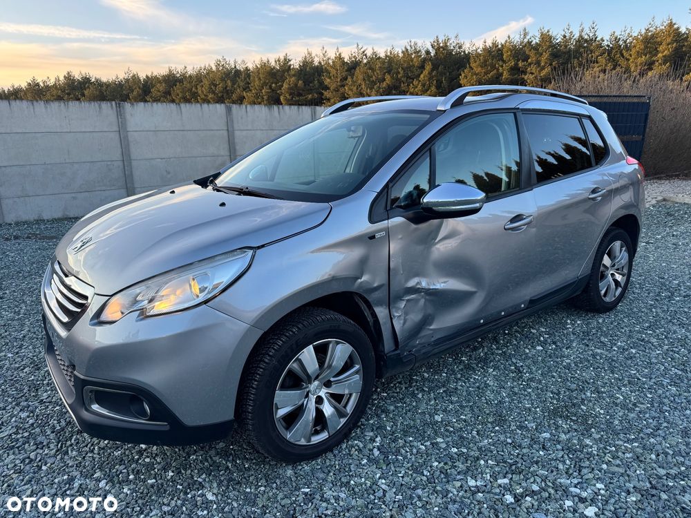 Peugeot 2008 PureTech 82 Style - 3