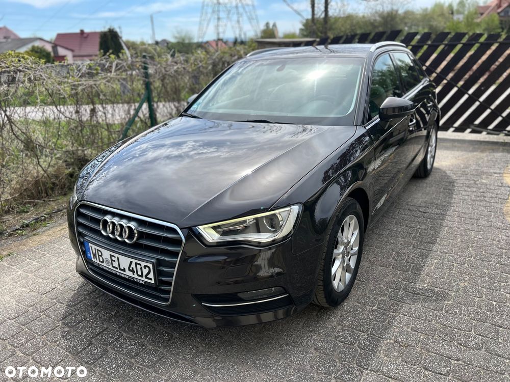 Audi A3 Sportback 1.6 TDI Attraction - 1