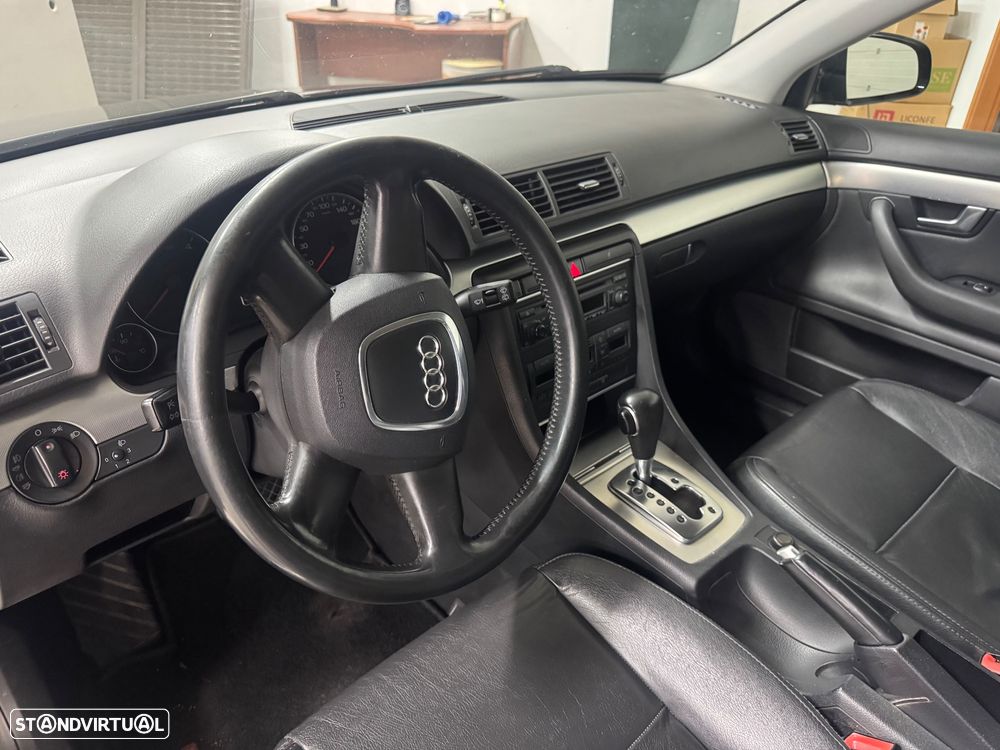 Audi A4 Avant 2.0 TDi Sport Multitronic - 4