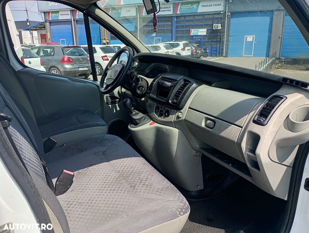 Renault Trafic 115 DCi - 9