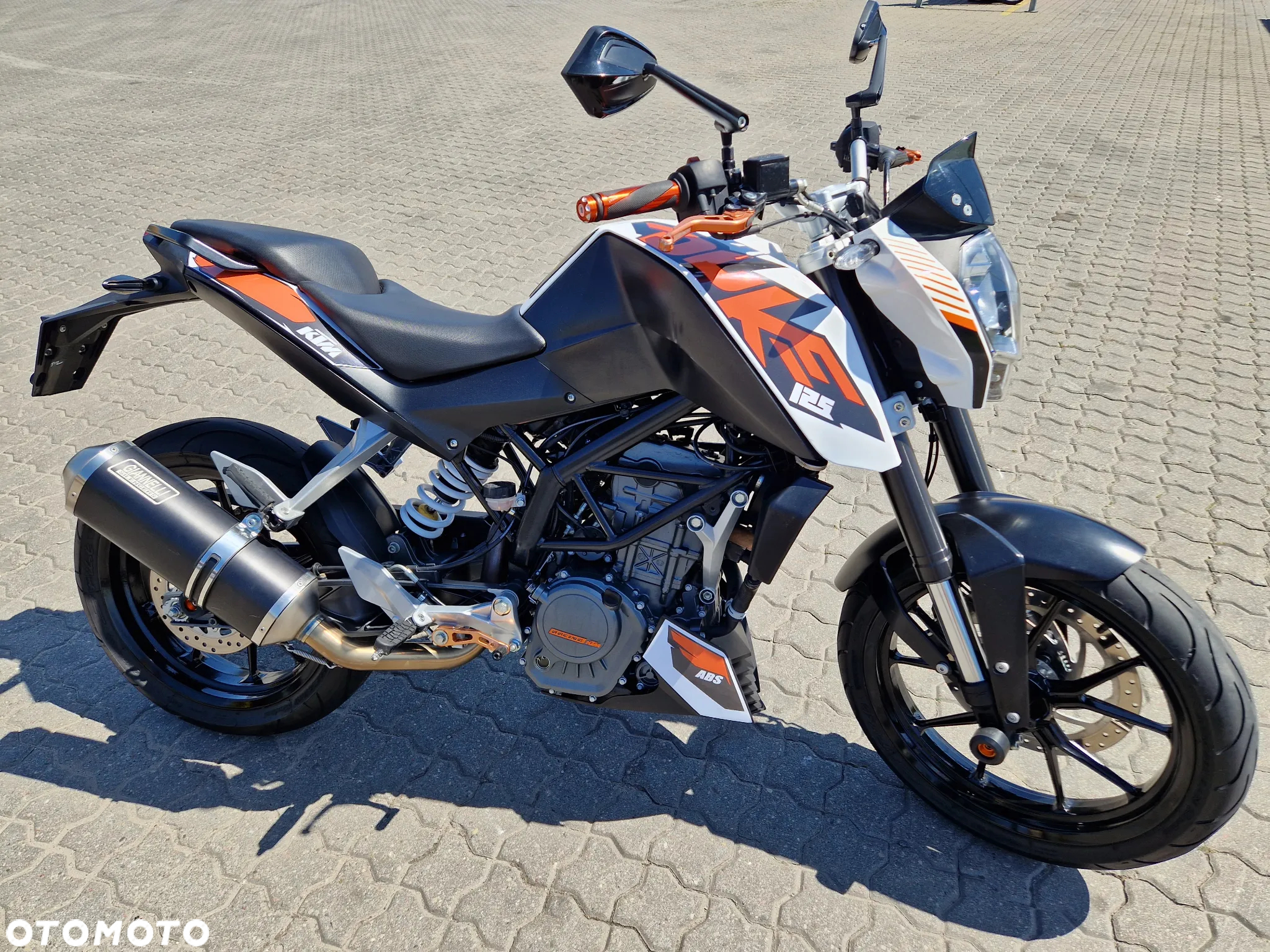 KTM Duke - 16