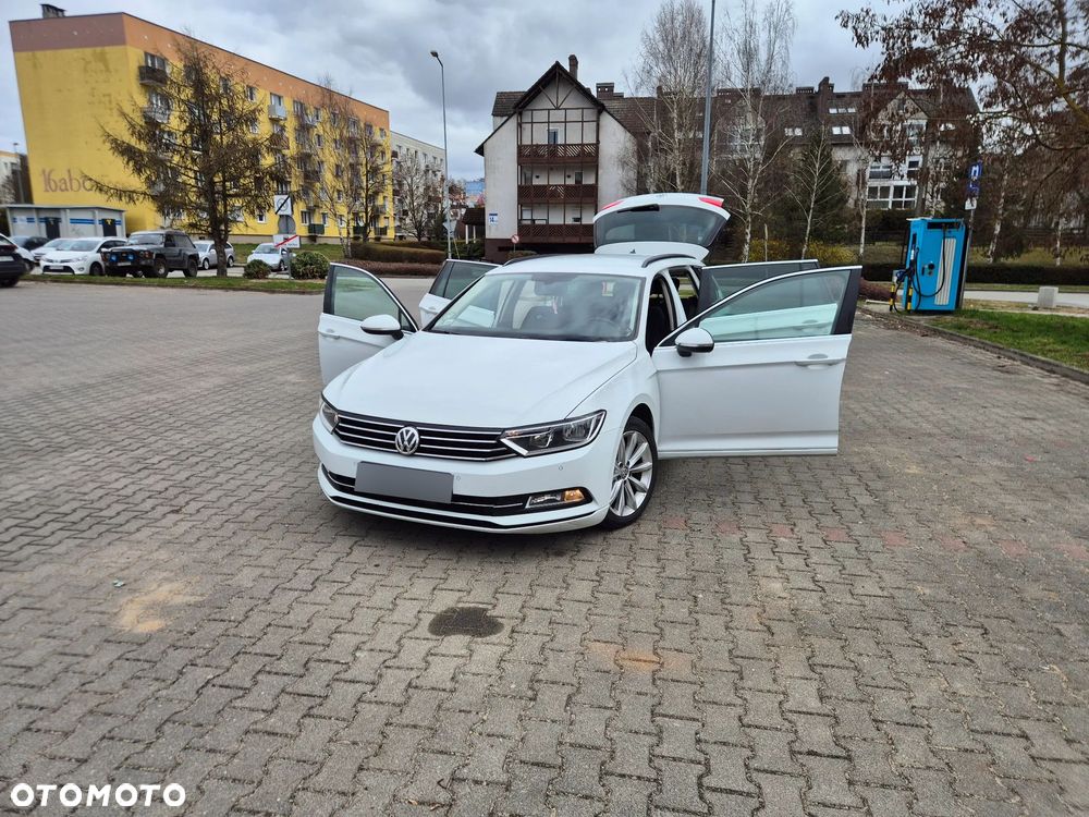 Volkswagen Passat 2.0 TDI SCR DSG Comfortline - 4