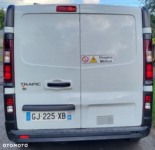 Renault Trafic - 13