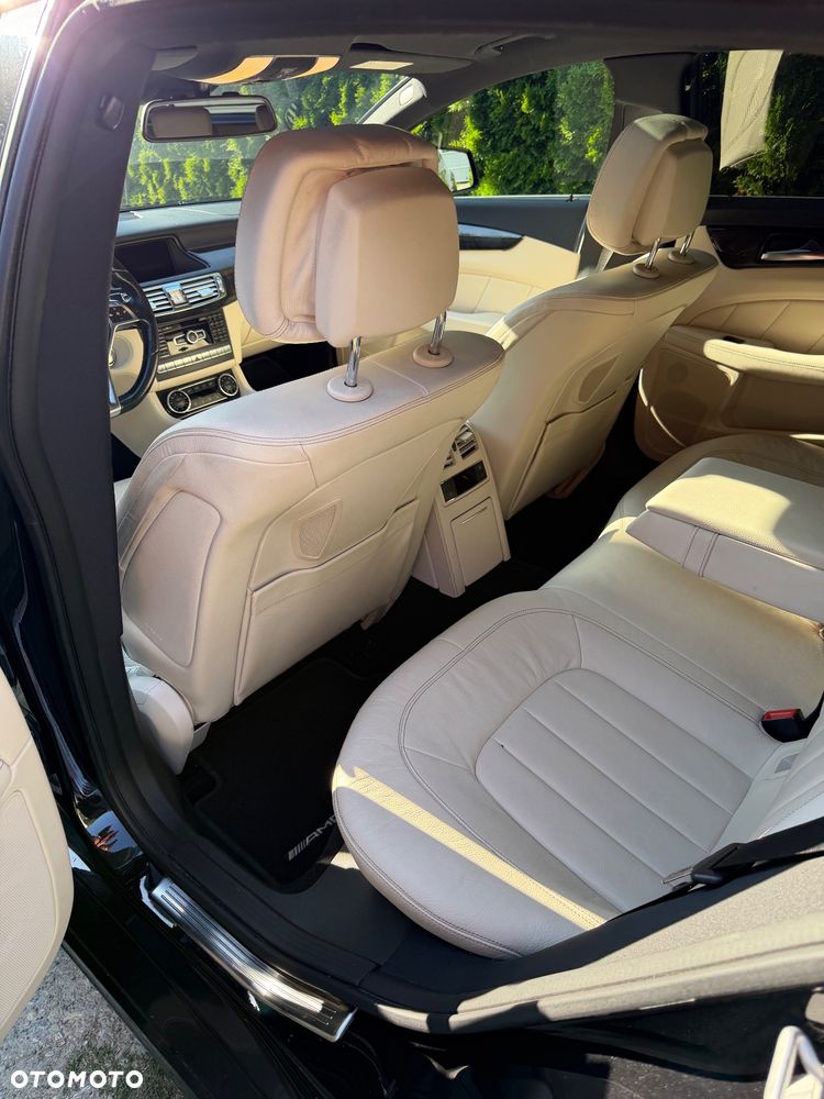 Mercedes-Benz CLS 350 CDI 4-Matic BlueEff - 10