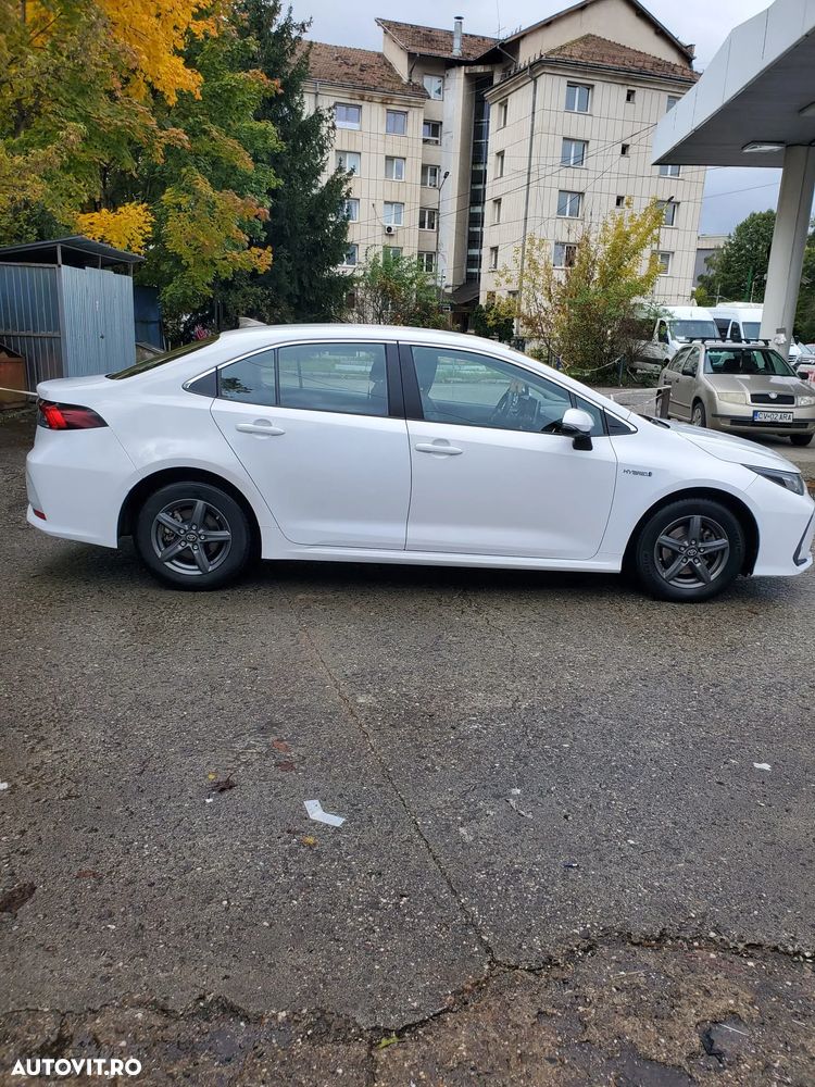 Toyota Corolla 1.8 HSD Business - 10