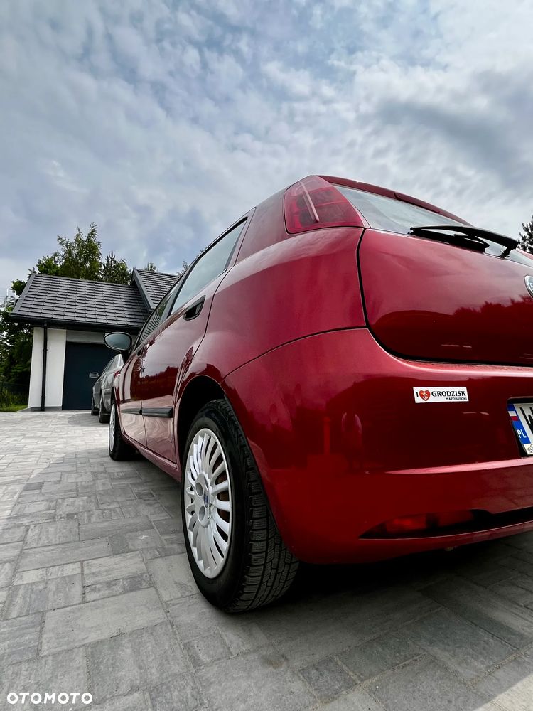 Fiat Grande Punto - 13