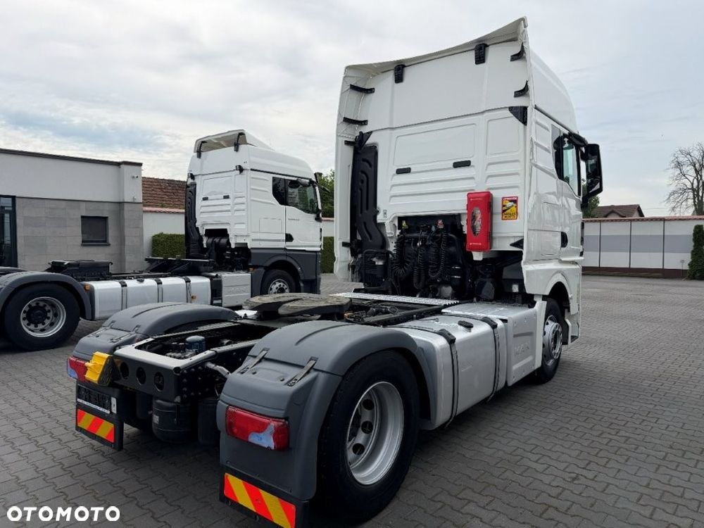 MAN TGX TG3 18.510 ACC GX ADR AT/EXII/EXIII/FL PRZYSTAWKA RETARDER KLIMA POSTOJOWA KONTRAKT MAN DO KOŃCA SPROWADZONY Z DE - 3