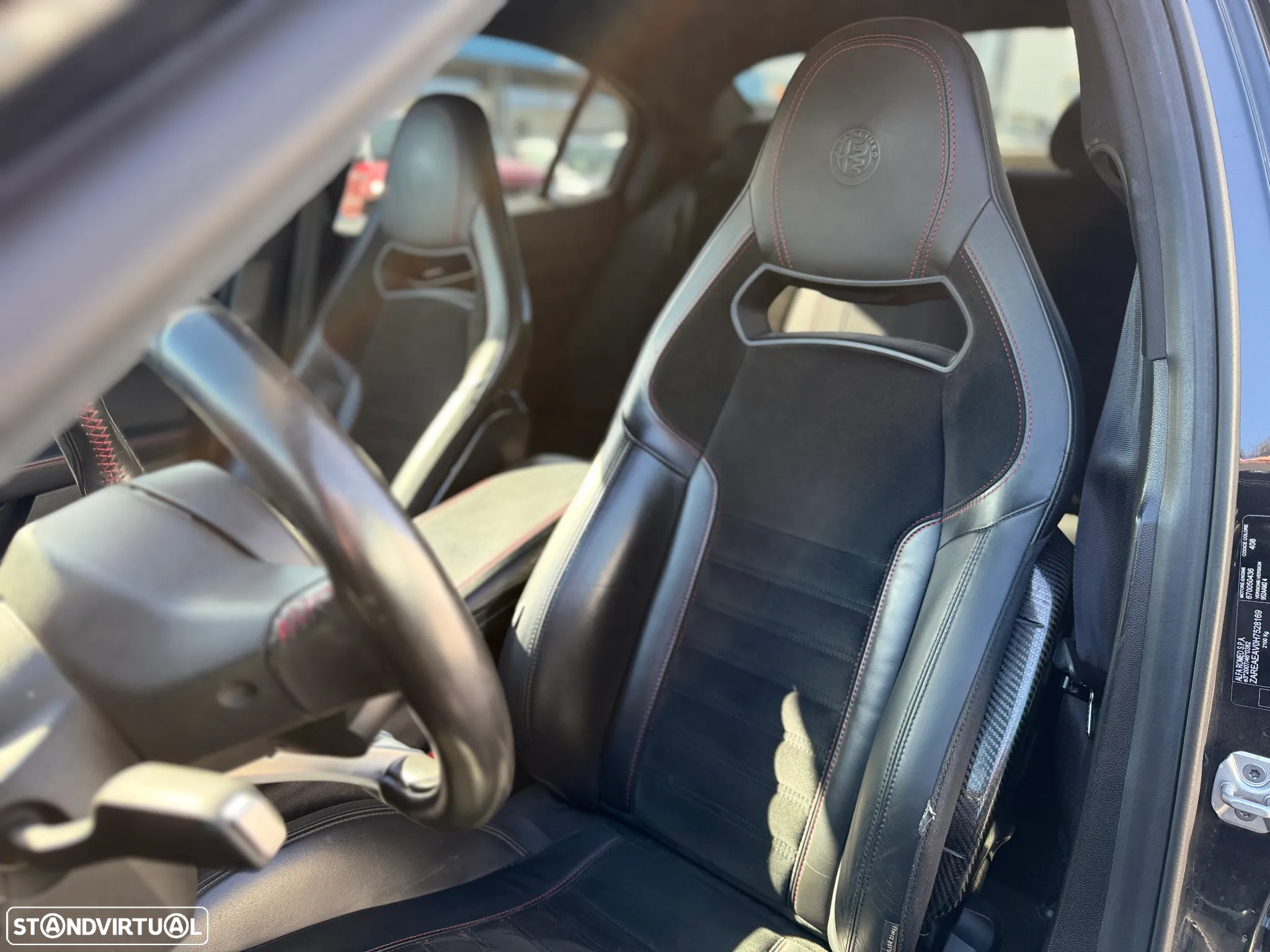 Alfa Romeo Giulia 2.9 V6 Bi-Turbo Quadrifoglio - 20