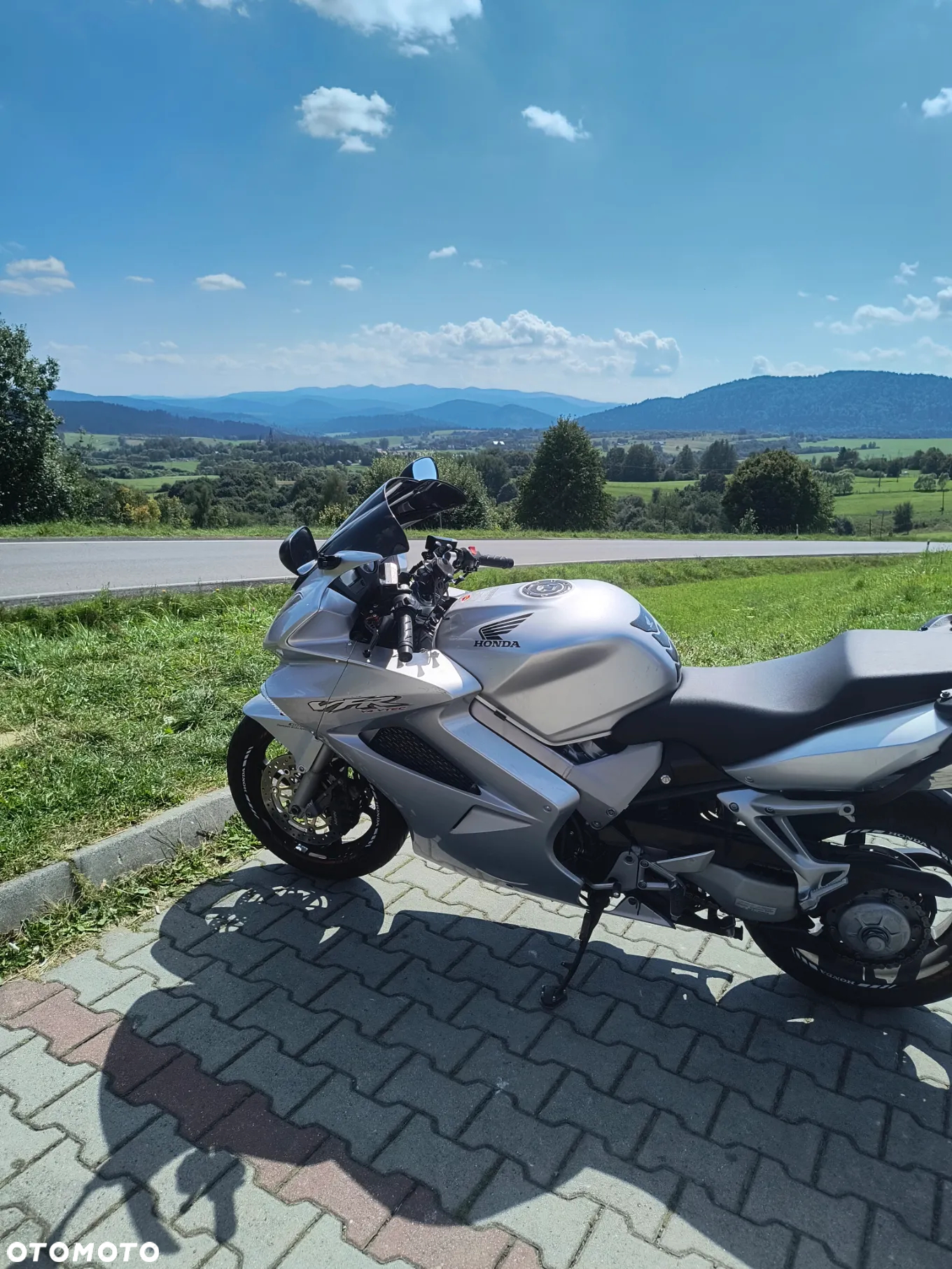Honda VFR - 36