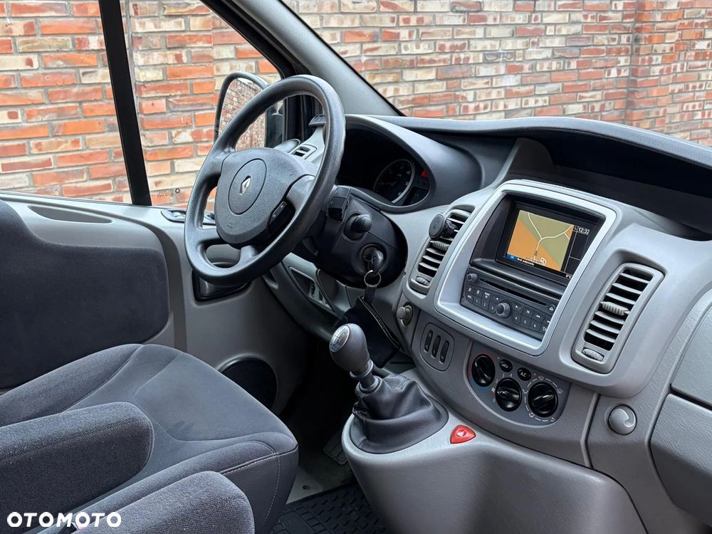 Renault Trafic Grand Passenger Pack Clim - 25