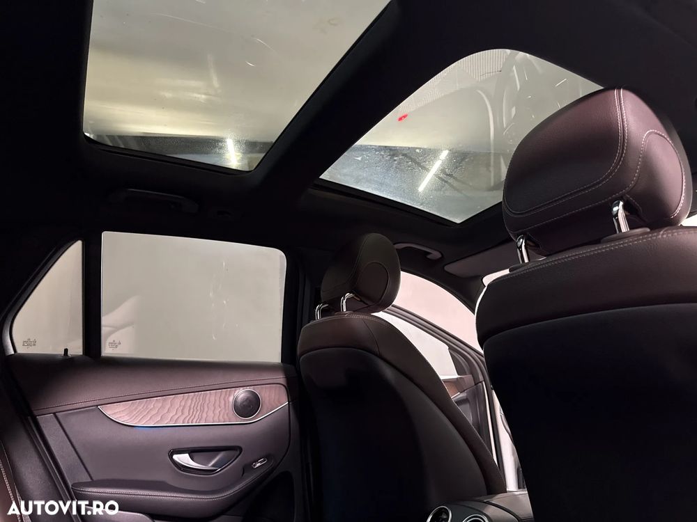 Mercedes-Benz GLC 250 4MATIC - 23