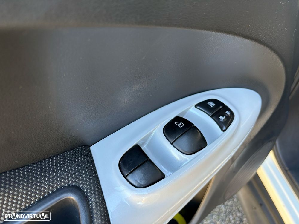 Nissan Juke 1.5 dCi Tekna Premium Ext.1 White L. - 23