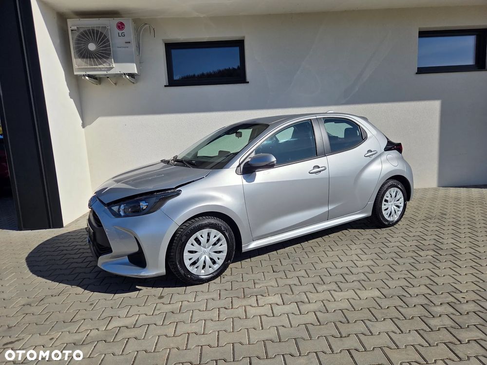Toyota Yaris - 17