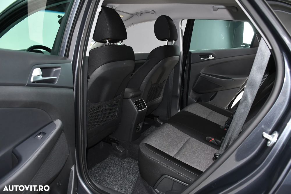 Hyundai Tucson - 16